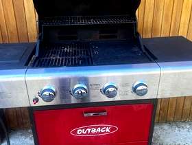 Freecycle Barbecue with cover