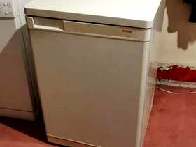 Freecycle Bosch under counter fridge