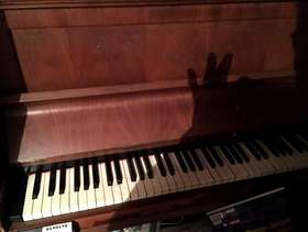 Freecycle Upright piano