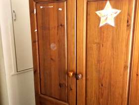 Freecycle Double door wardrobe