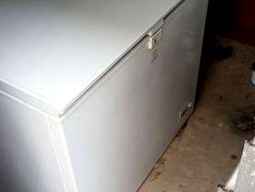Freecycle Indesit chest freezer.