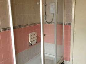 Freecycle Shower Cubicle