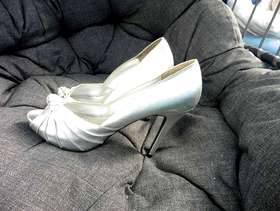 Freecycle Silver high heeled shoes size 7