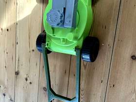 Freecycle Toy kids push along lawnmower