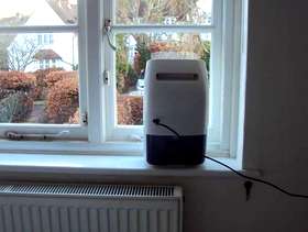 Freecycle Dehumidifier, Electriq MD2000 with 2 lt tank & Eco Ventis ...