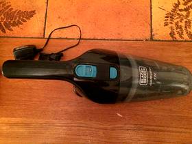 Freecycle Black & decker hand held vacuum