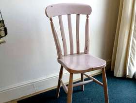 Freecycle Vintage solid wood dinning chair