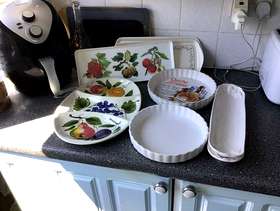 Freecycle Quantity of Kitchenware