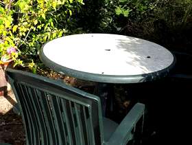 Freecycle Garden Table and 4 chairs