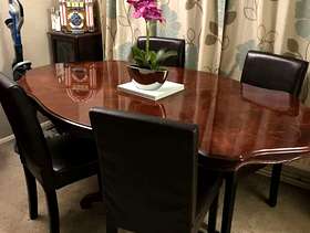 Freecycle Table & Chairs