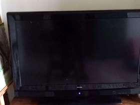 Freecycle Alba colour tv with remote, 28 inch screen