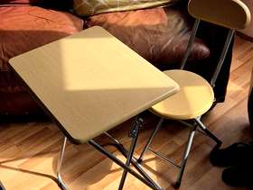 Freecycle Portable wooden table and chair