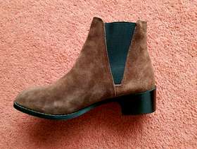 Freecycle New Chelsea Boots