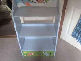 Freecycle Children's book shelf