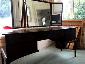 Freecycle Dark wood dressing table with mirror