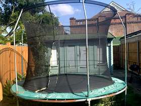 Freecycle 10ft trampoline by Techsport