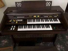 Freecycle TWO vintage organs!