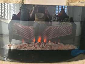 Freecycle Electric flame affect fire and heater