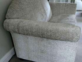 Freecycle A 2 & 3 seater sofa Wesley Barrell (Broughton design) ...