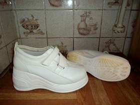 Freecycle Ladies / teens shoes