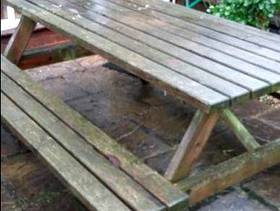 Freecycle Garden picnic bench