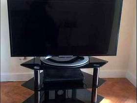 Freecycle T V stand