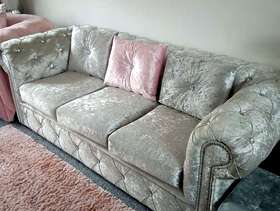 Freecycle Chesterfield suite