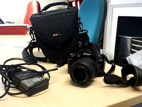 Freecycle Nikon D3000 camera with lens, bag and battery charger (broken ...