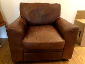 Freecycle Soho Leather arm chair