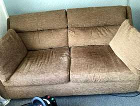 Freecycle Next 2/3 seater couch
