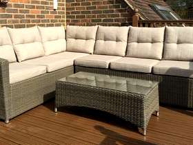 Freecycle Rattan garden sofa