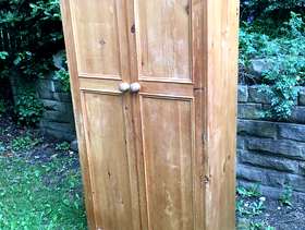 Freecycle Pine double wardrobe