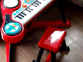 Freecycle Kids piano toy