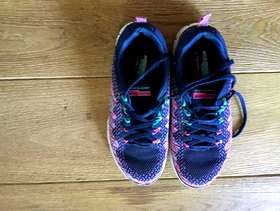 Freecycle Sketchers Trainers