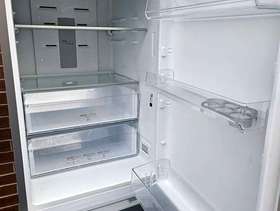 Freecycle Hotpoint fridge freezer