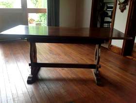 Freecycle Jaycee table