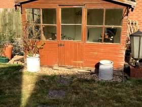 Freecycle Dilapidated Summerhouse