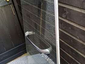 Freecycle Sail shape glass shower screen
