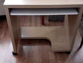 Freecycle Computer desk