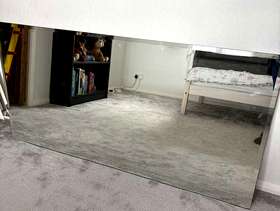 Freecycle Large rectangular mirror 1m 5cm x 76cm