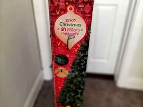 Freecycle Artificial Christmas tree