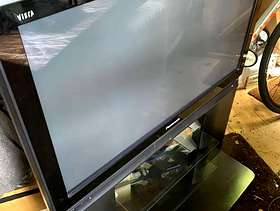 Freecycle 37 inch TV