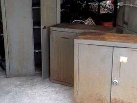 Freecycle Metal caninets