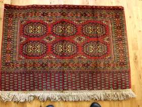Freecycle Indian rug - mainly red