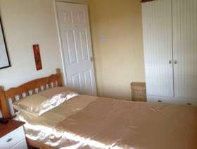 Freecycle Triple white wardrobe