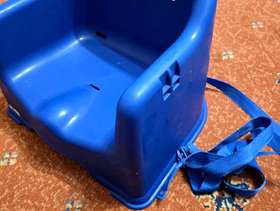 Freecycle Kiddies seat extension with straps