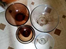 Freecycle 5 Pyrex mixing bowls