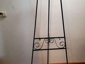 Freecycle Large artist stand