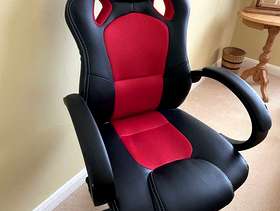 Freecycle Office/gaming chair