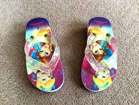 Freecycle Girls 'Princess' Flip Flops Size 8